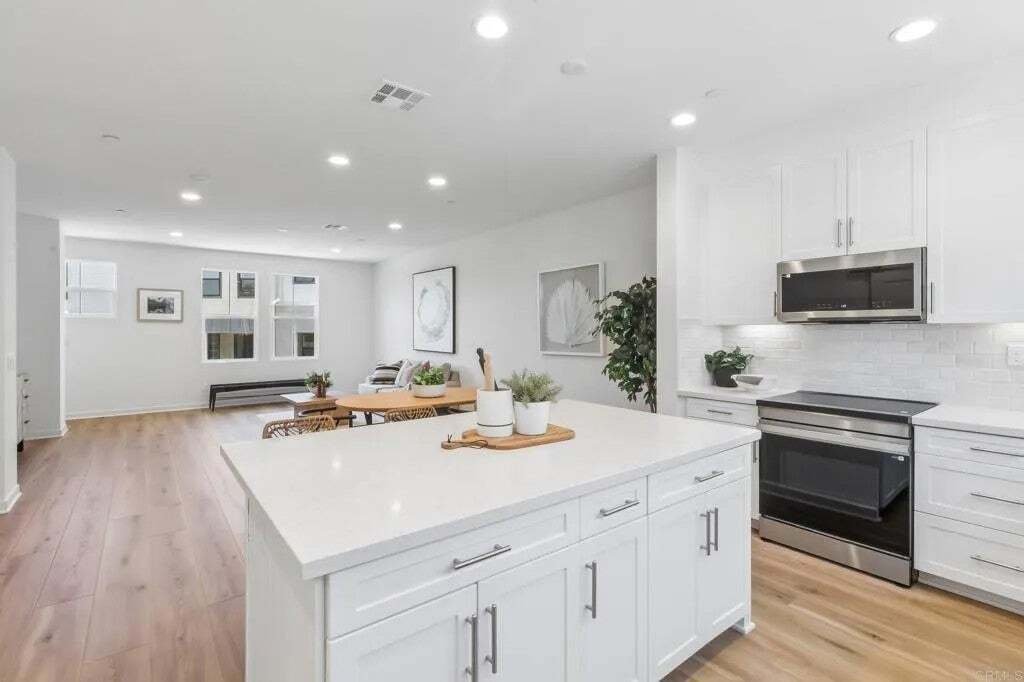 Townhouse in Carlsbad, California, United States 4 - 18493588