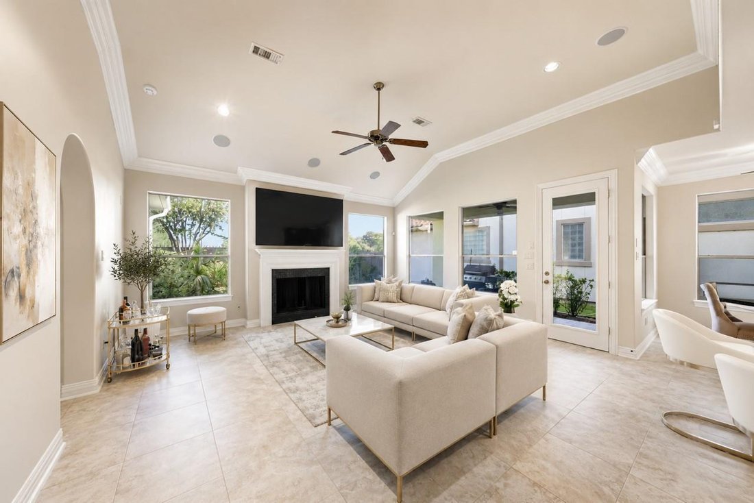 House in Houston, Texas, United States 3 - 18579302