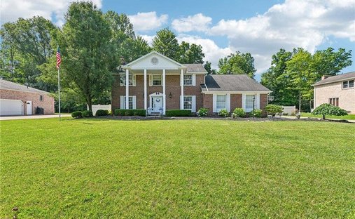 House in Canfield, Ohio, United States 1