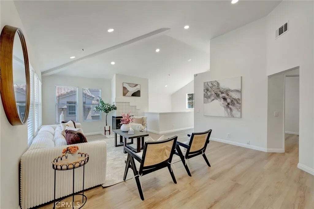 Condo in Irvine, California, United States 4 - 18579386