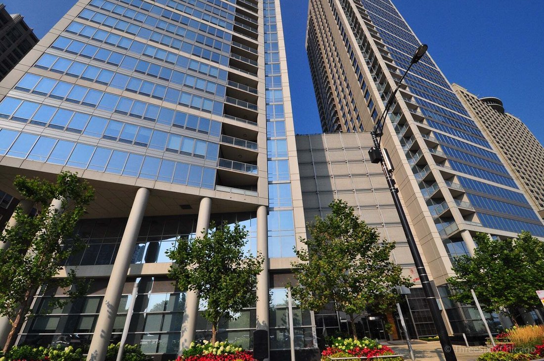 Condo in Chicago, Illinois, United States 1 - 18579439