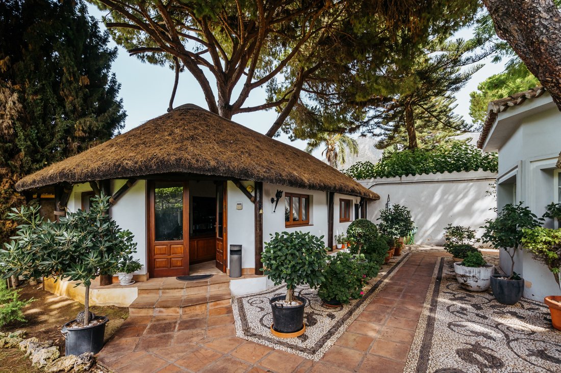 Villa in Marbella, Andalusia, Spain 5 - 18579013