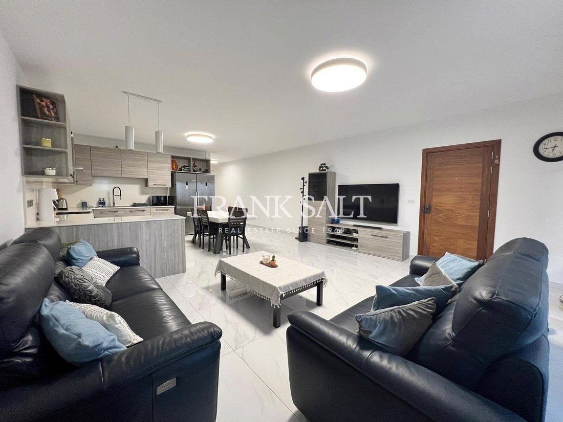 Apartment in Saint Julian's, Malta 2 - 18579606