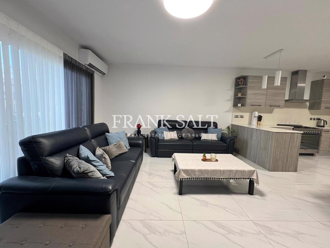 Apartment in Saint Julian's, Malta 3 - 18579606
