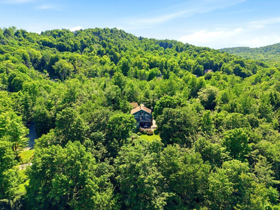 House in Austin, Quebec, Canada 5 - 18579591