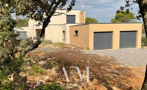 House in Capouchiné, Nimes, France 1