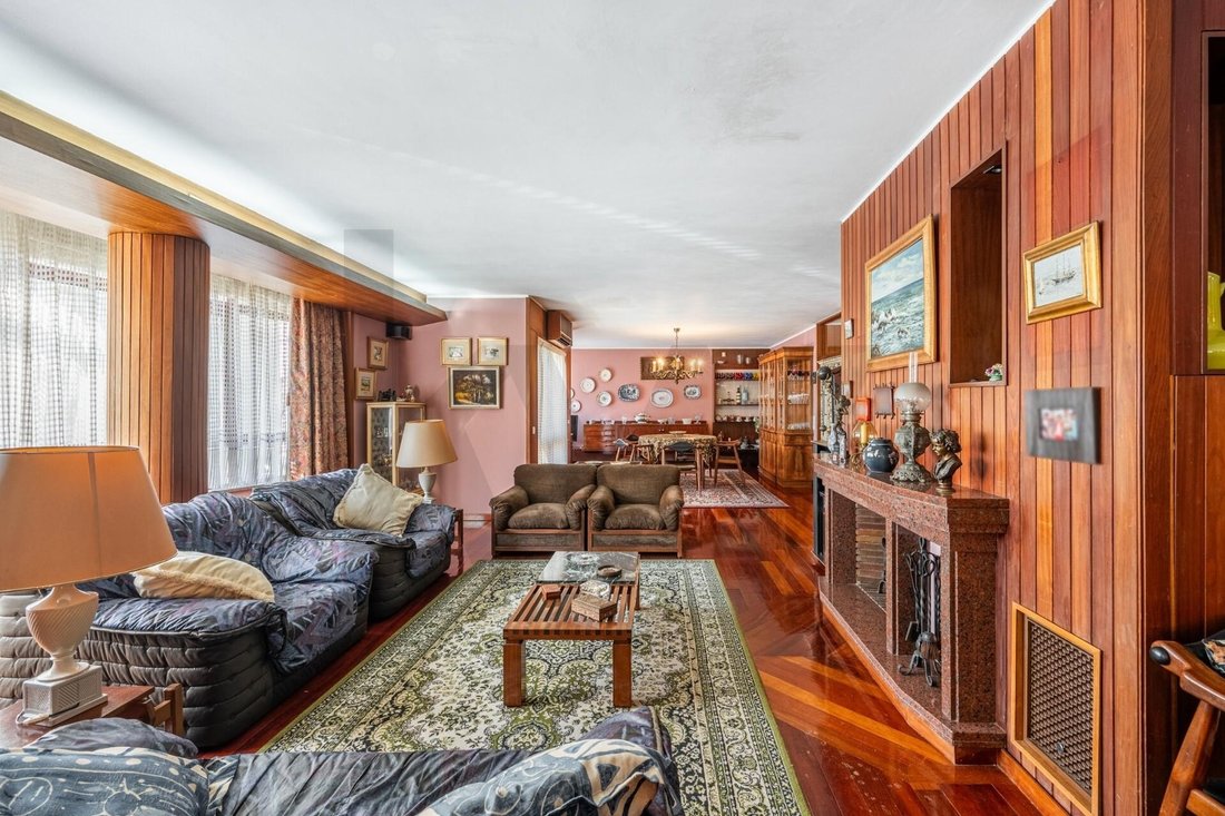 Apartment in Paranhos, Porto District, Portugal 1 - 18579634