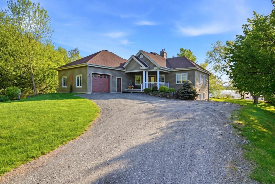 House in Sherbrooke, Canada 2 - 17265977