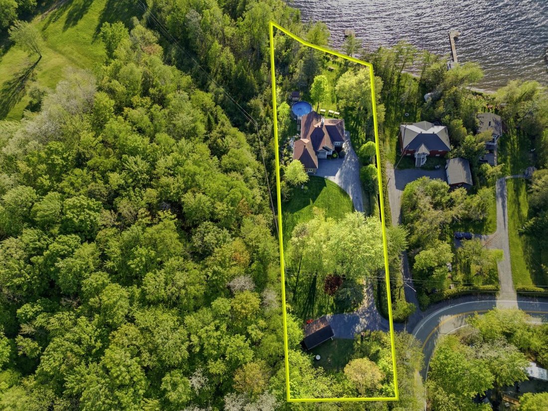 House in Sherbrooke, Canada 5 - 17265977