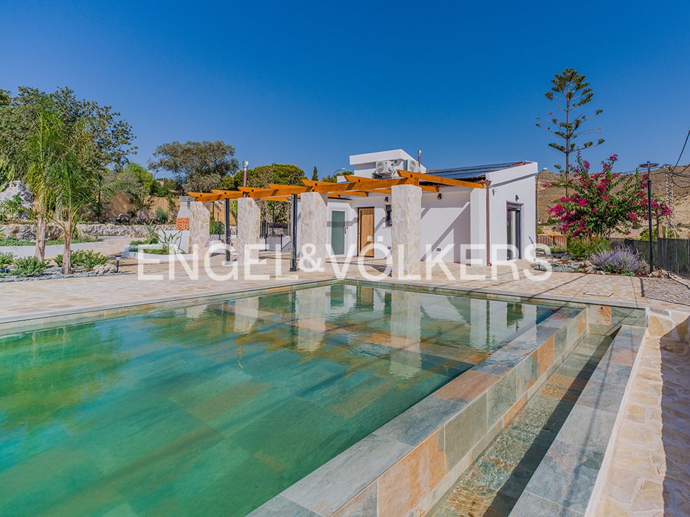 Villa in el Campello, Valencian Community, Spain 2 - 18580018