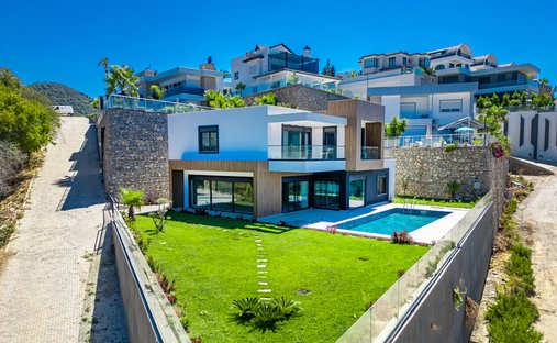 Villa in Alanya, Antalya, Turkey 1