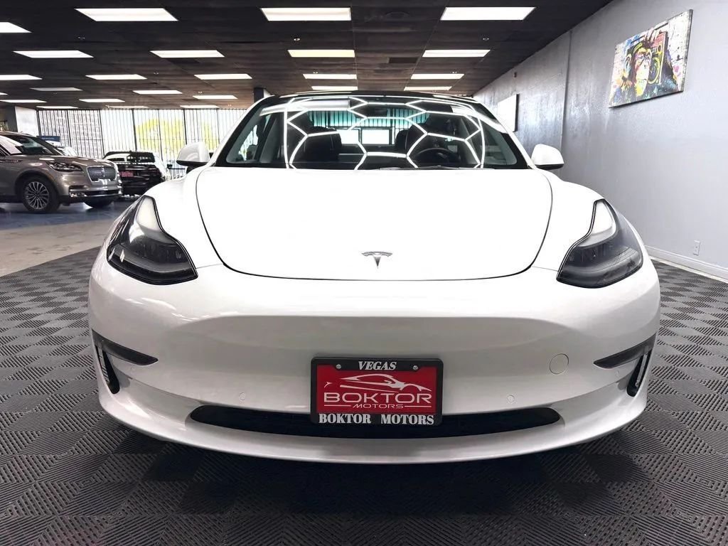 Sedan in Las Vegas, NV, United States 4 - 18580023