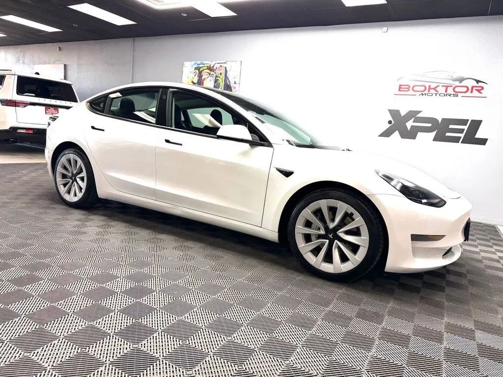 Sedan in Las Vegas, NV, United States 2 - 18580023