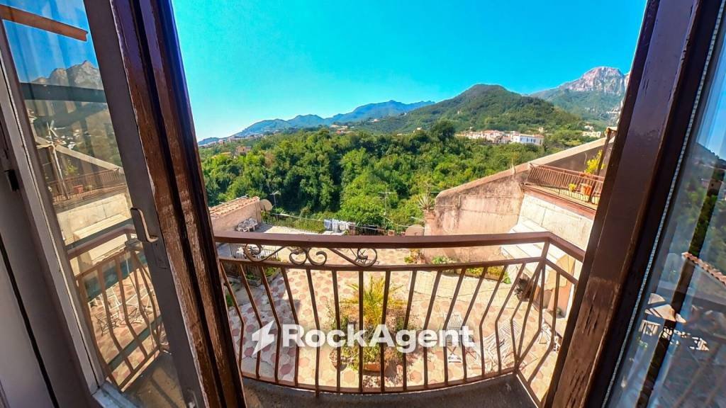 Apartment in Center, Cava de' Tirreni, Campania 3 - 18579723