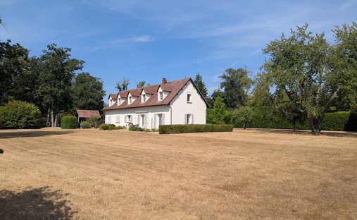 House in Les Baux-Sainte-Croix, Normandy, France 1
