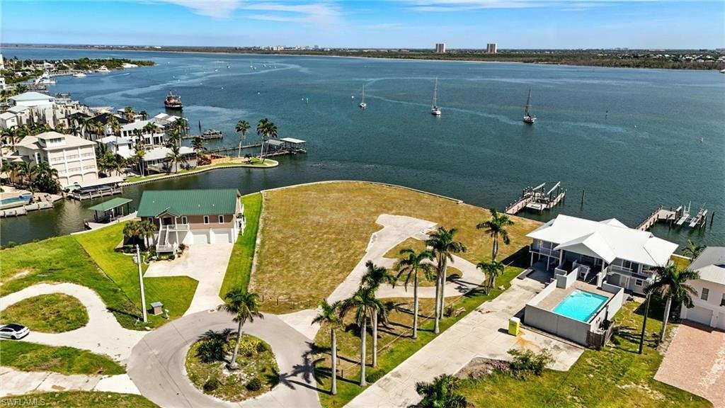 Land in Fort Myers Beach, Florida, United States 4 - 18579823