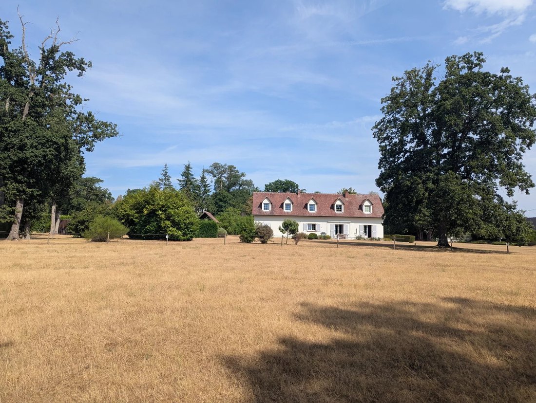 House in Les Baux-Sainte-Croix, Normandy, France 3 - 18579741