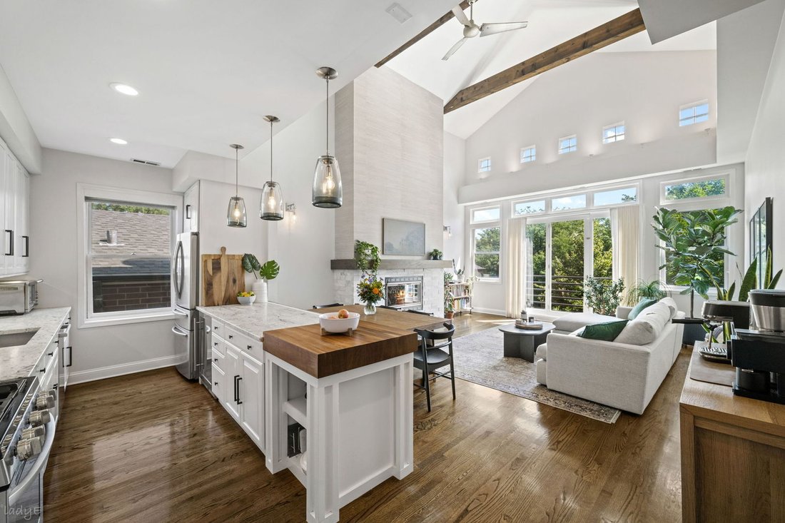 Condo in Chicago, Illinois, United States 2 - 18579810