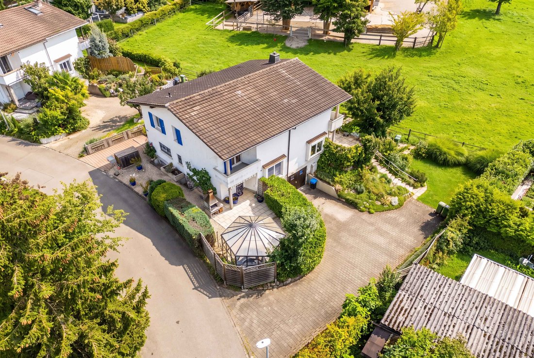 House in Weiningen, Zurich, Switzerland 1 - 18580032