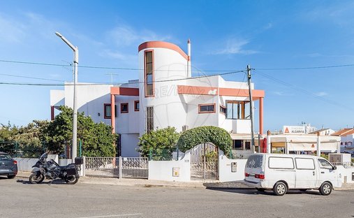Villa in Portimao, Algarve, Portugal 1