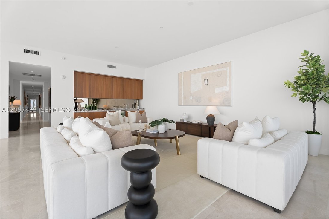 Condo in Miami, Florida, United States 4 - 18579797