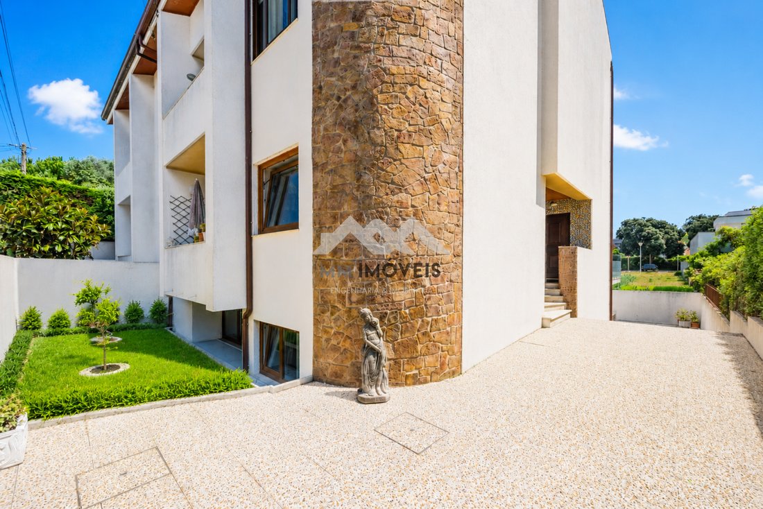 Apartment in Matosinhos e Leca da Palmeira, Porto District, Portugal 2 - 18579693