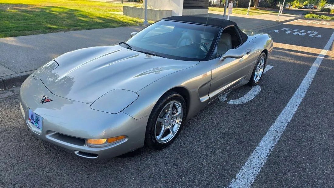 Cabriolet in Portland, OR, United States 1 - 18579956