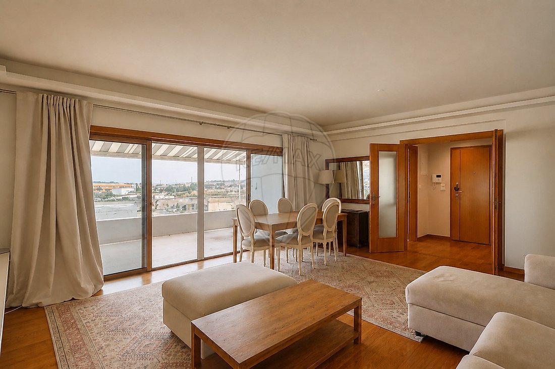 Apartment in Porto Salvo, Lisbon, Portugal 3 - 18579740