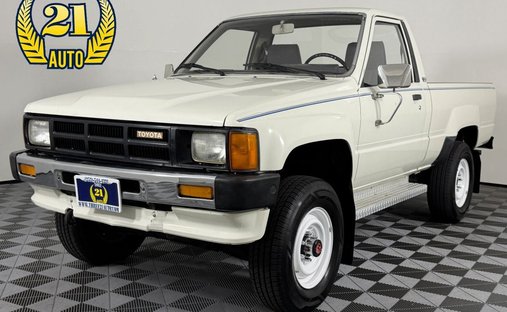 1986 Toyota Pickup Base Short Bed 4X4 in Spanaway, WA, United States 1