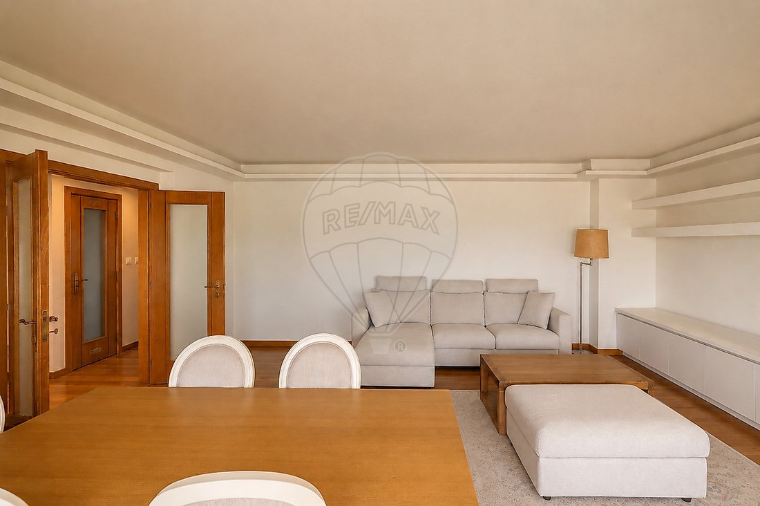 Apartment in Porto Salvo, Lisbon, Portugal 2 - 18579740