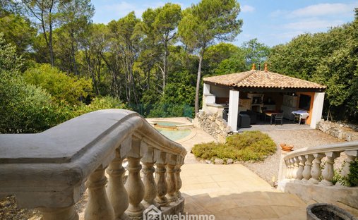 House in Est, Lorgues, France 1