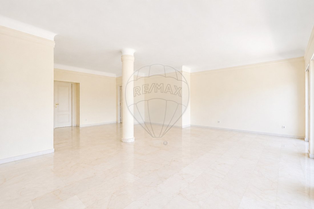 Apartment in Lumiar, Lisbon, Portugal 3 - 18531227