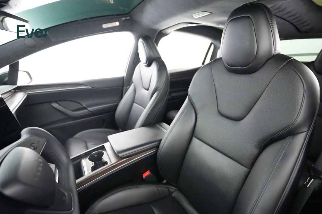 Suv in San Francisco, CA, United States 4 - 18517909