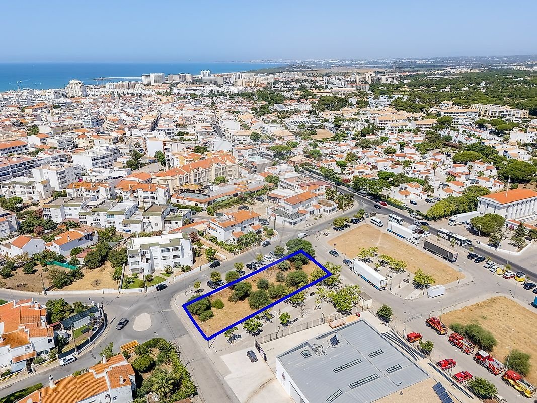 Apartment in Quarteira, Algarve, Portugal 1 - 18579764