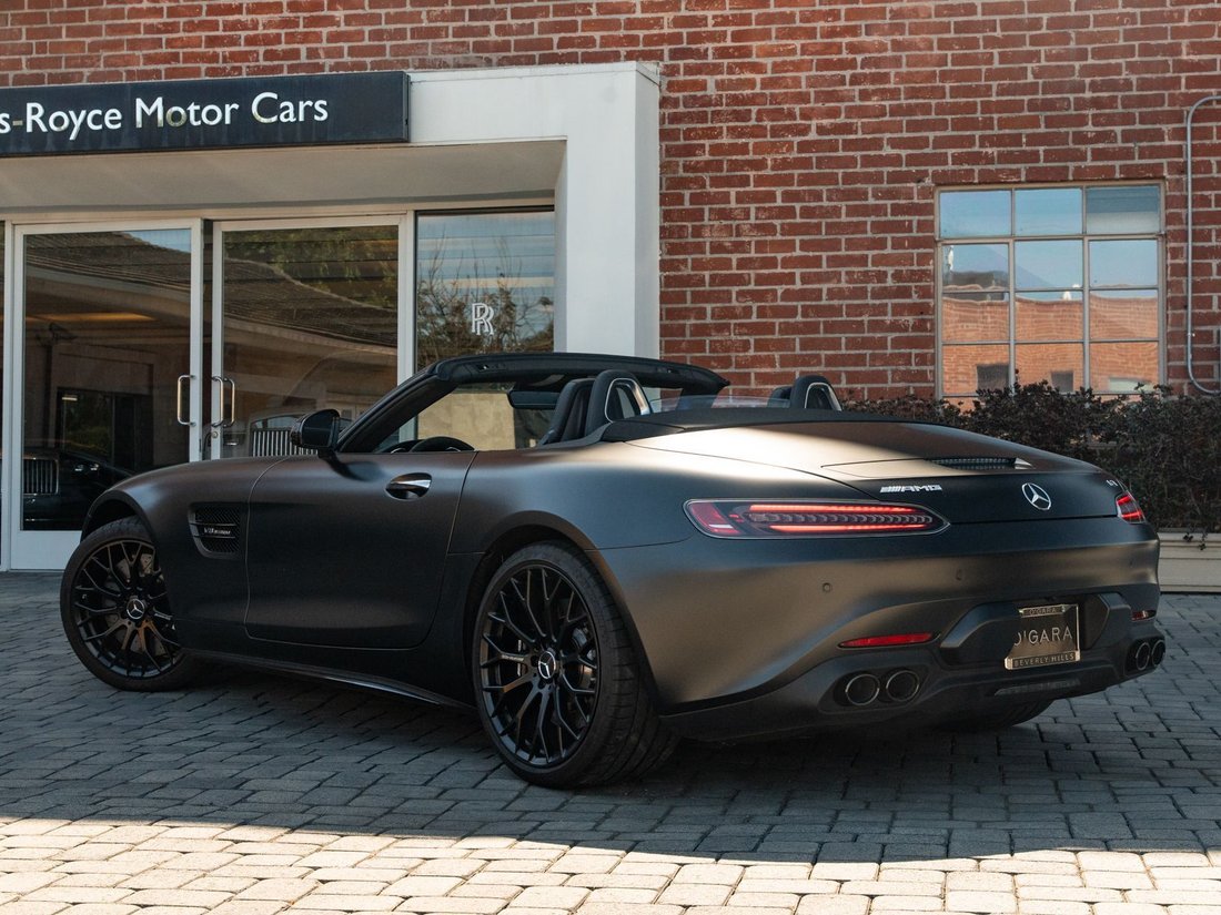 Cabriolet in Beverly Hills, CA, United States 4 - 18579711