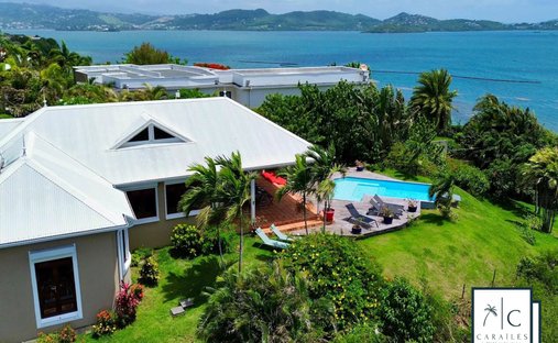 House in Le Robert, La Trinité, Martinique 1