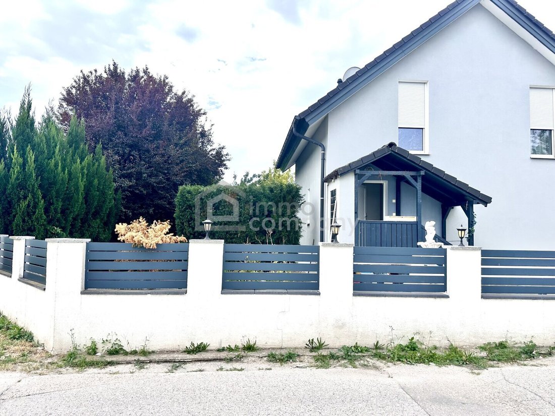 House in Groß-Enzersdorf, Lower Austria, Austria 1 - 18579867