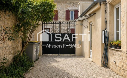 House in Coye-la-Foret, Hauts-de-France, France 1