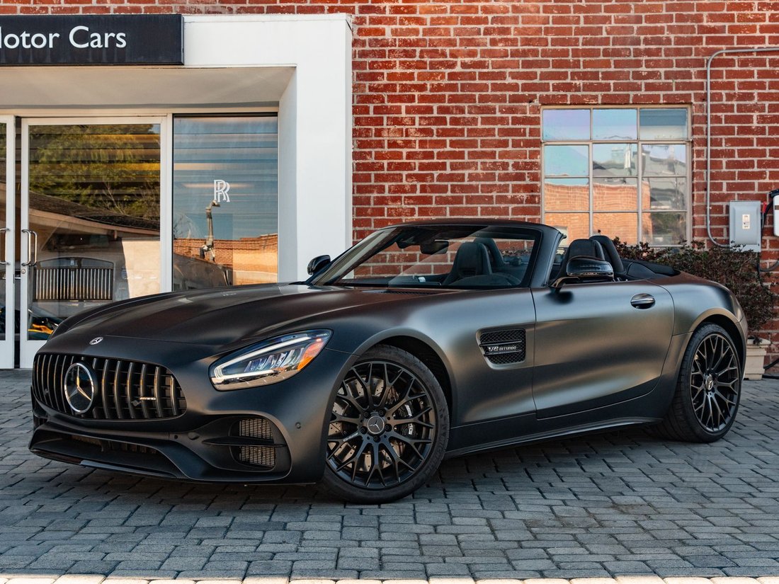 Cabriolet in Beverly Hills, CA, United States 3 - 18579711