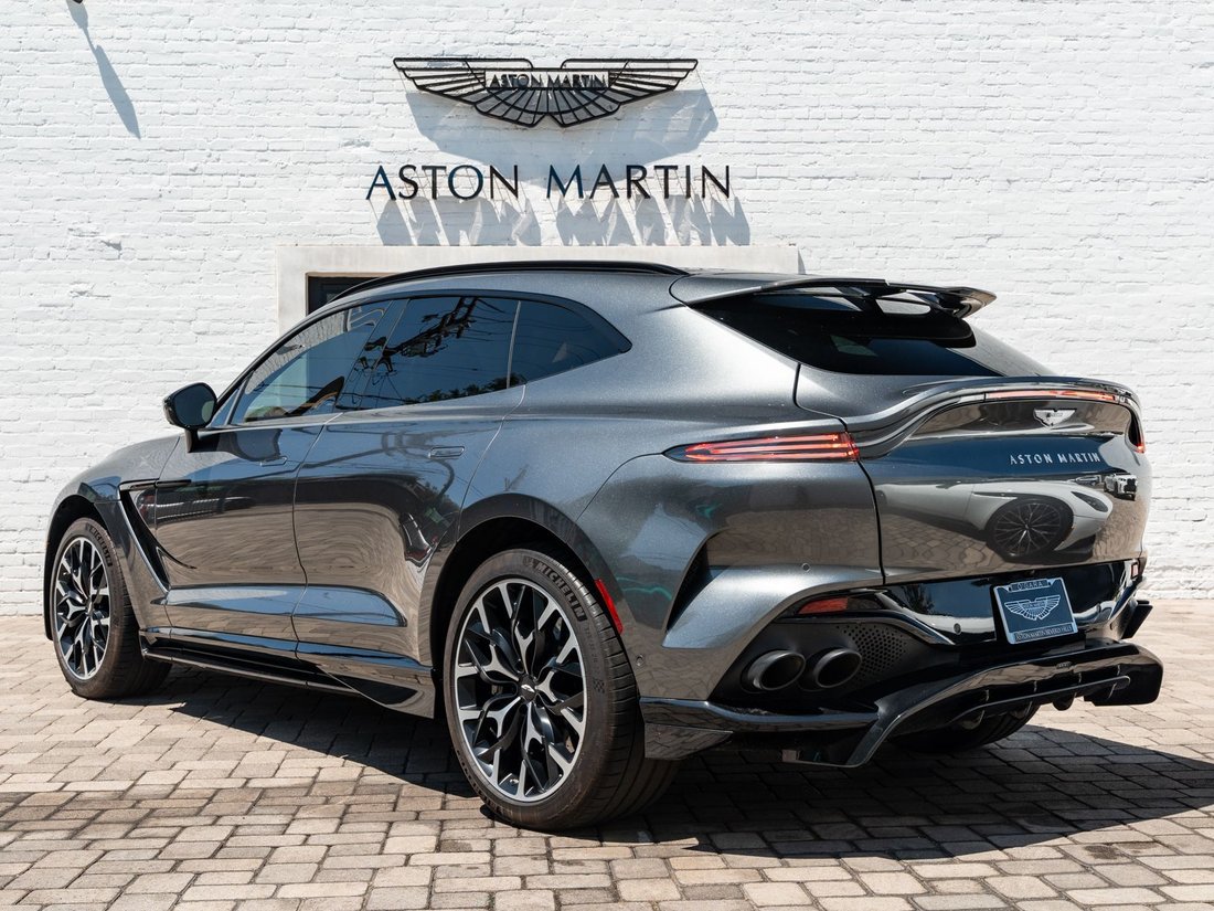 Suv in Beverly Hills, CA, United States 2 - 18579709