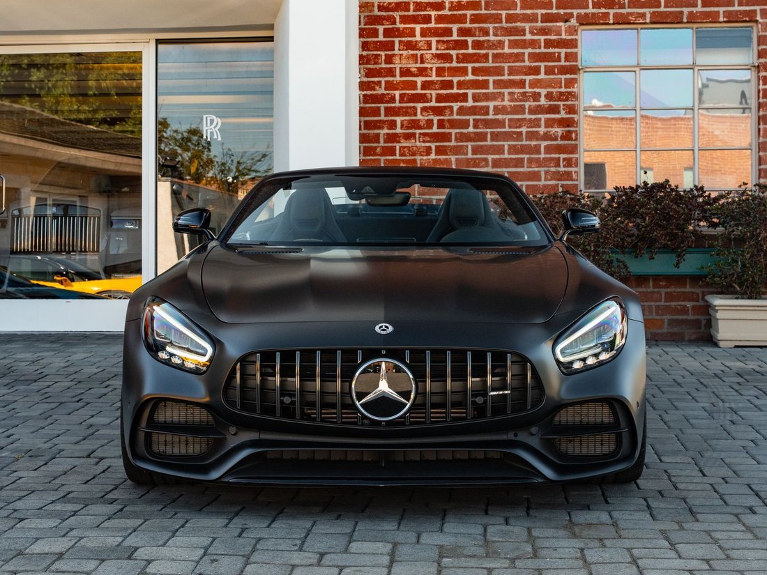 Cabriolet in Beverly Hills, CA, United States 2 - 18579711