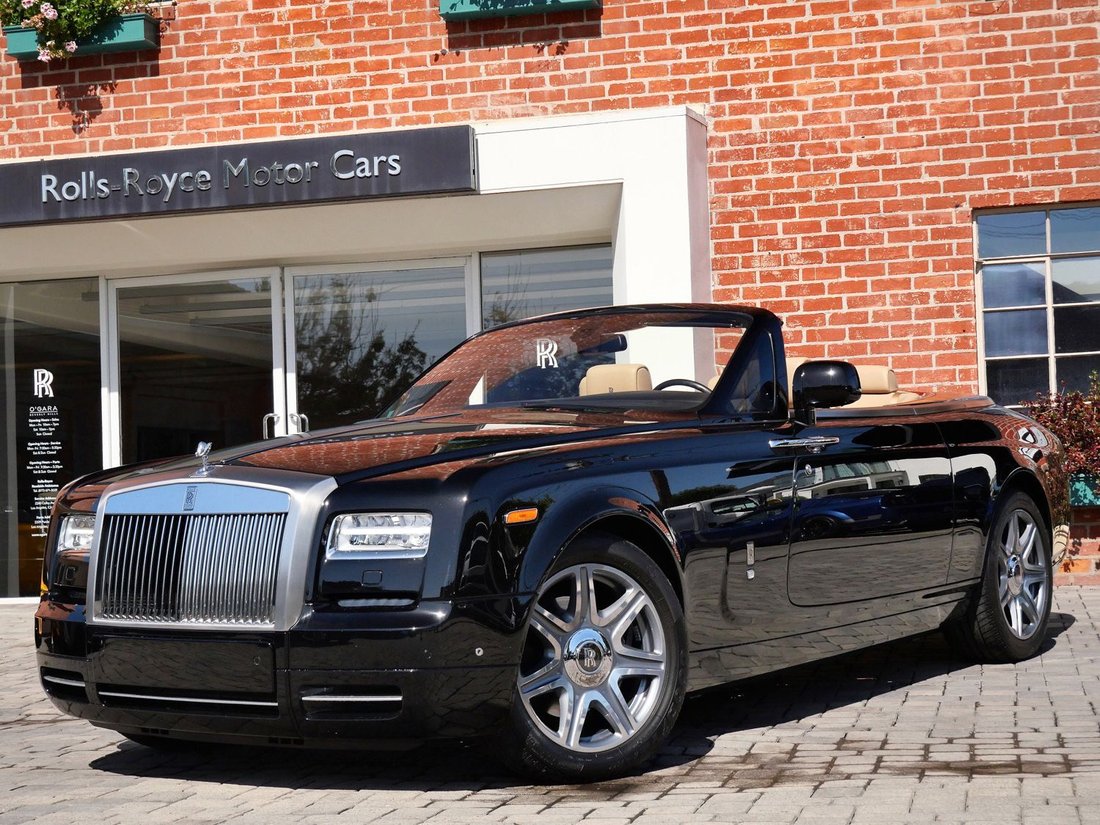 Cabriolet in Beverly Hills, CA, United States 1 - 18579706
