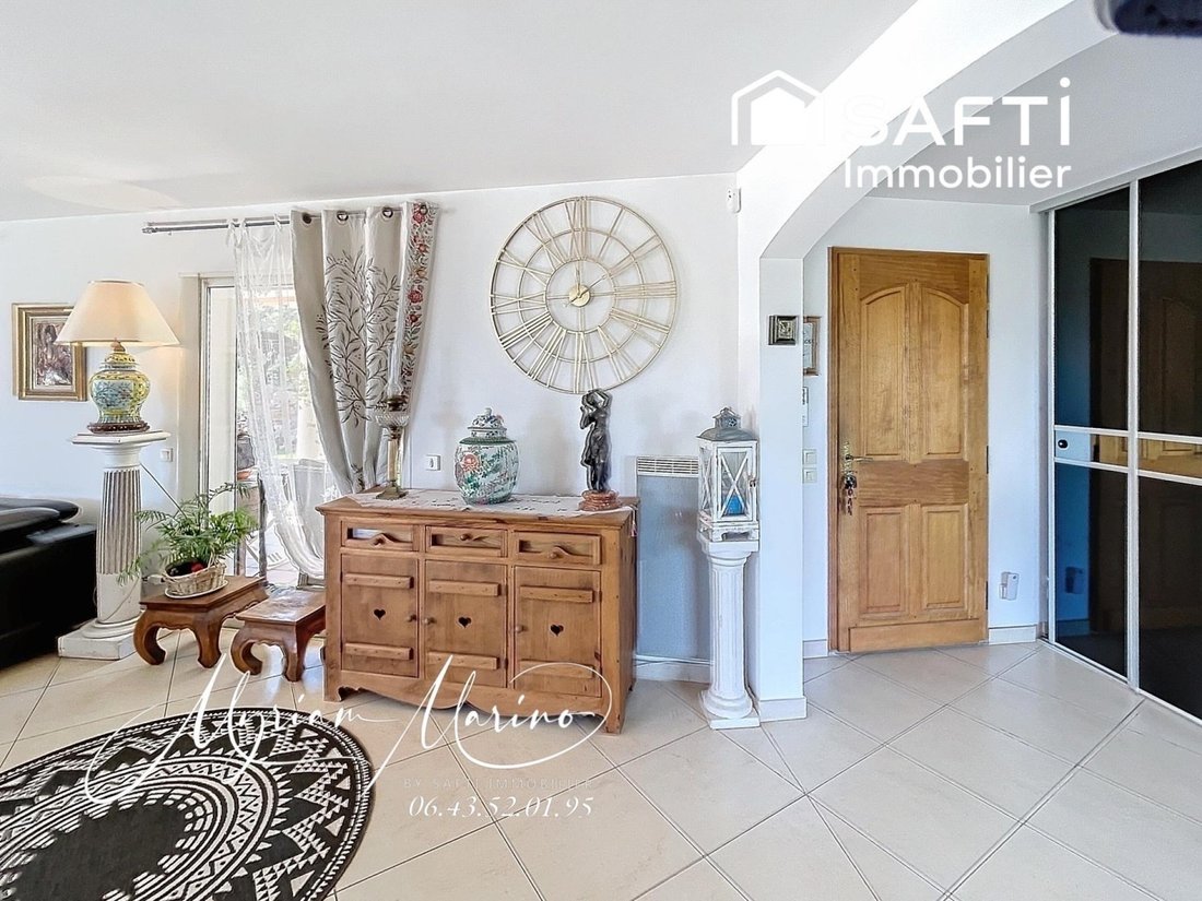 House in Frejus, Provence-Alpes-Côte d'Azur, France 5 - 18580169
