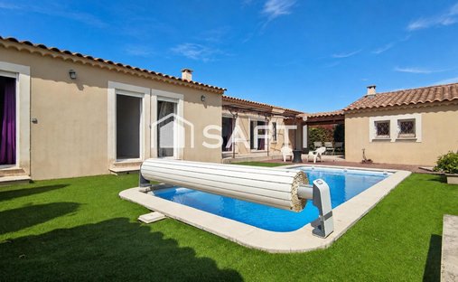 House in Paradou, Provence-Alpes-Côte d'Azur, France 1