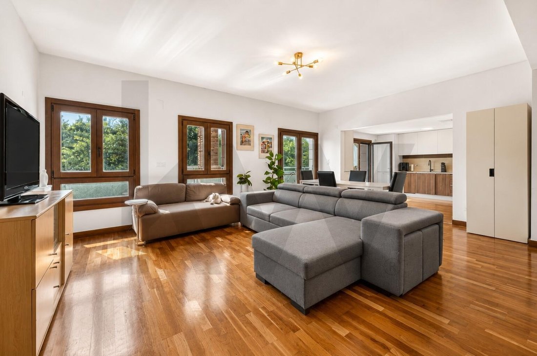 Apartment in Mina de Agua, Lisbon, Portugal 4 - 18579703