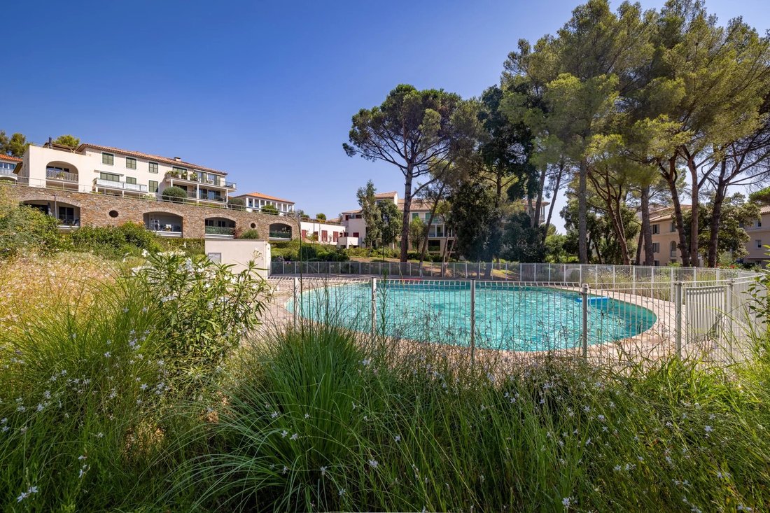 Appartement à Sud, Cavalaire-sur-Mer, France 3 - 18474987