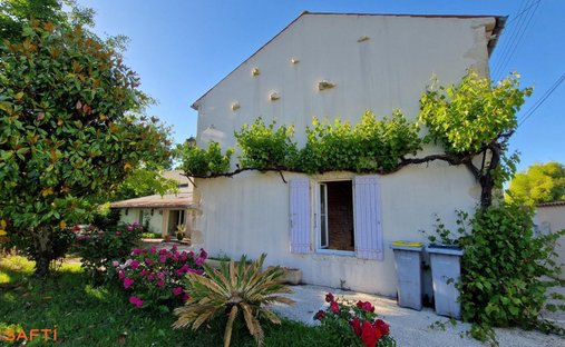 Haus in Aigrefeuille-d'Aunis, Neu-Aquitanien, Frankreich 1