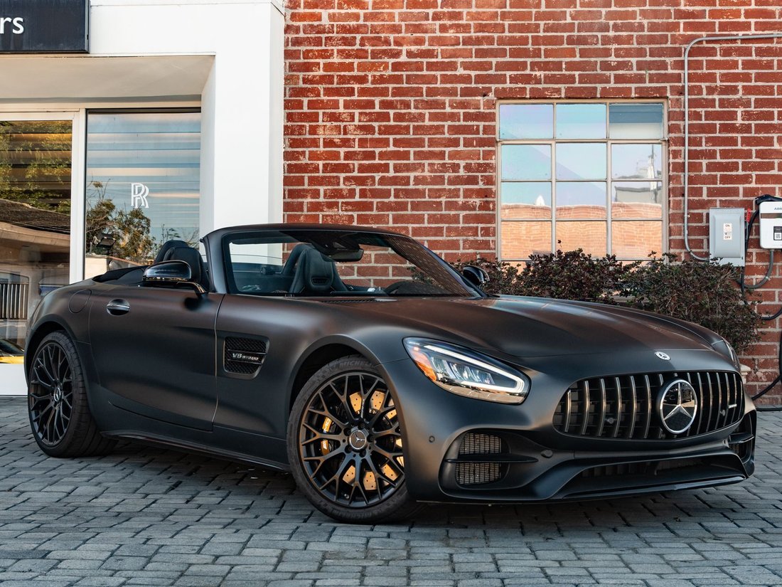 Cabriolet in Beverly Hills, CA, United States 1 - 18579711