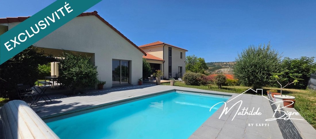 House in Le Crest, Auvergne-Rhône-Alpes, France 1 - 18580153
