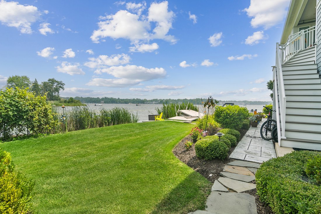 House in Wauconda, Illinois, United States 5 - 18579838